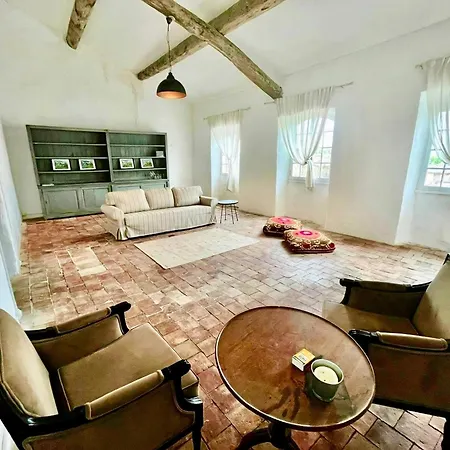 Ferienhaus 18th-century House With Pool Near The Cevennes *